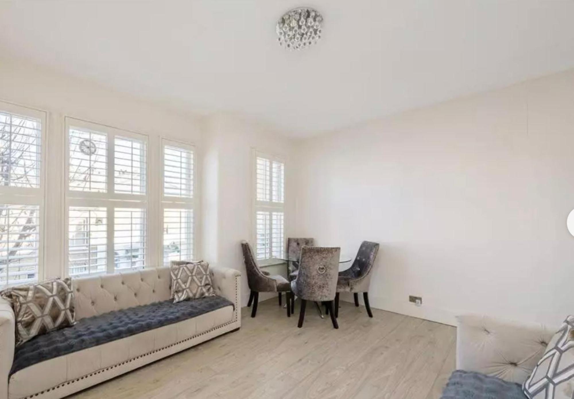 Flat In Appartamento *